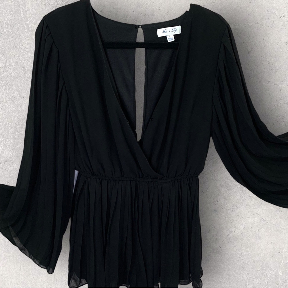 She + Sky Black Deep V Neck Long Sleeve Romper
